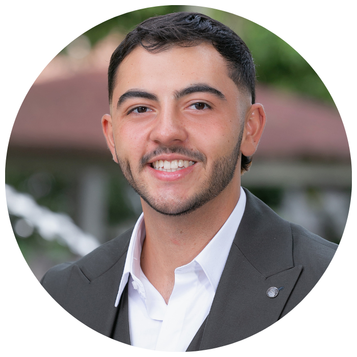 Sebastián Álvarez Villa — Tecnología y Desarrollo de Negocio